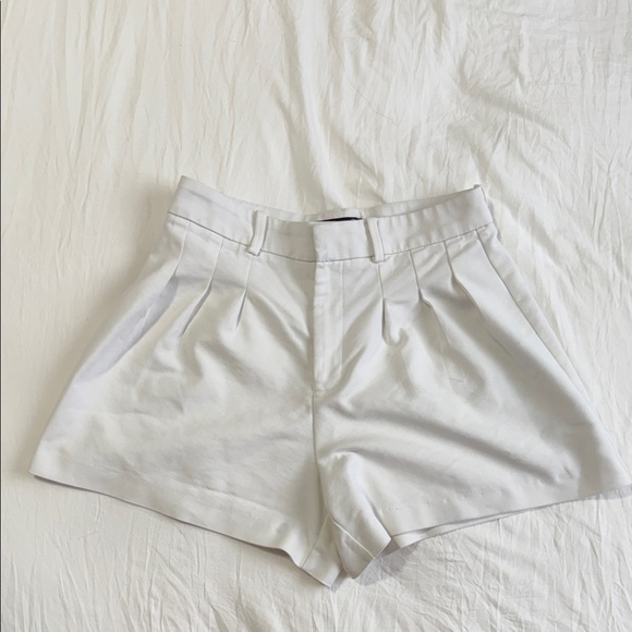 Zara High Waist White Women's Shorts - Picture 1 of 3